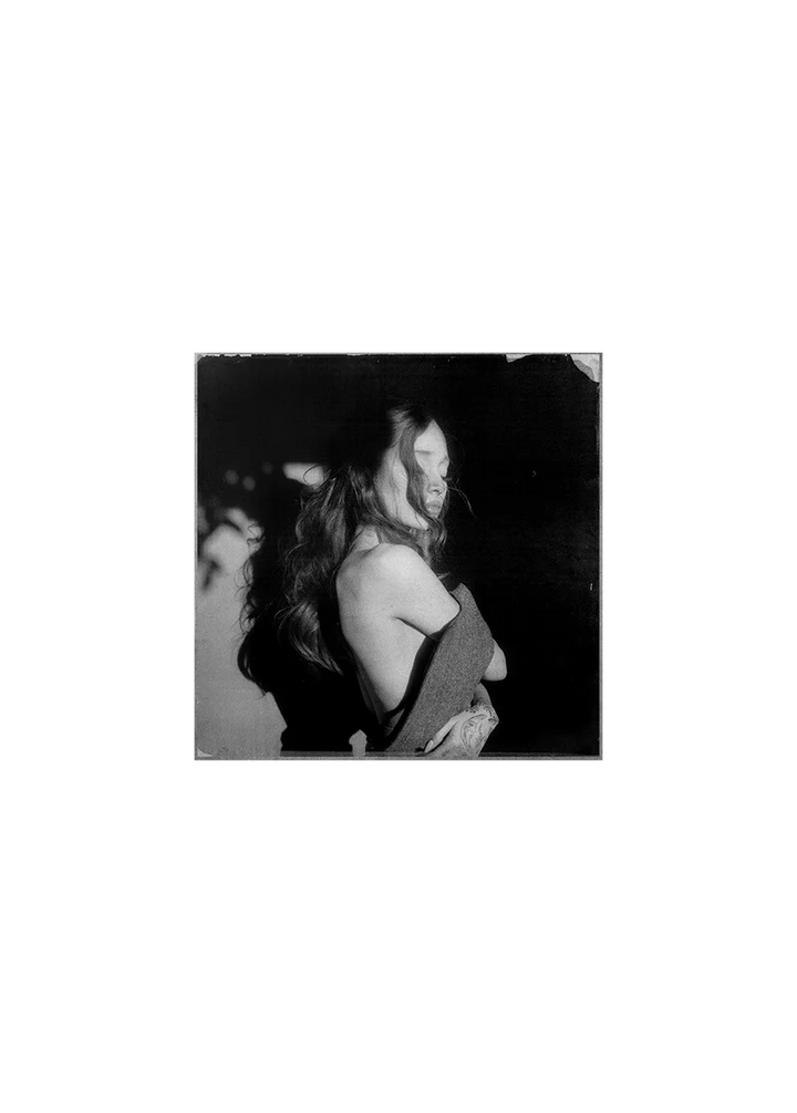 Ariana Grande - petal cloudy gray girl store exclusive