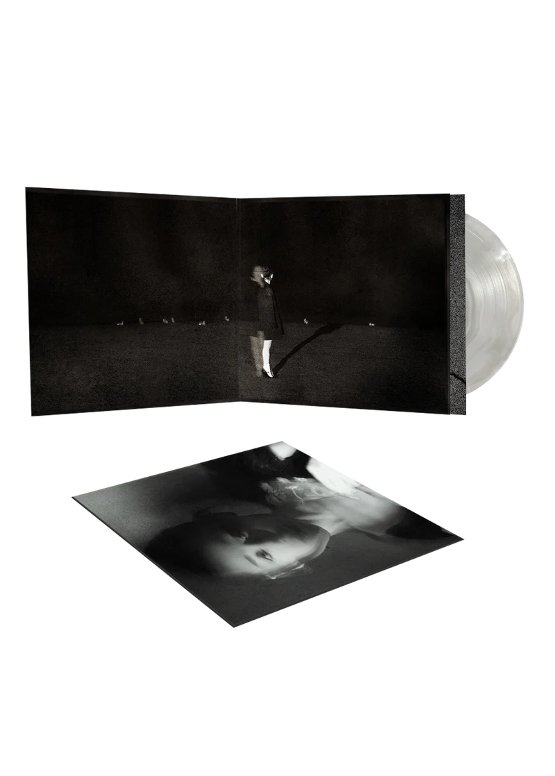 Ariana Grande - petal cloudy gray girl store exclusive