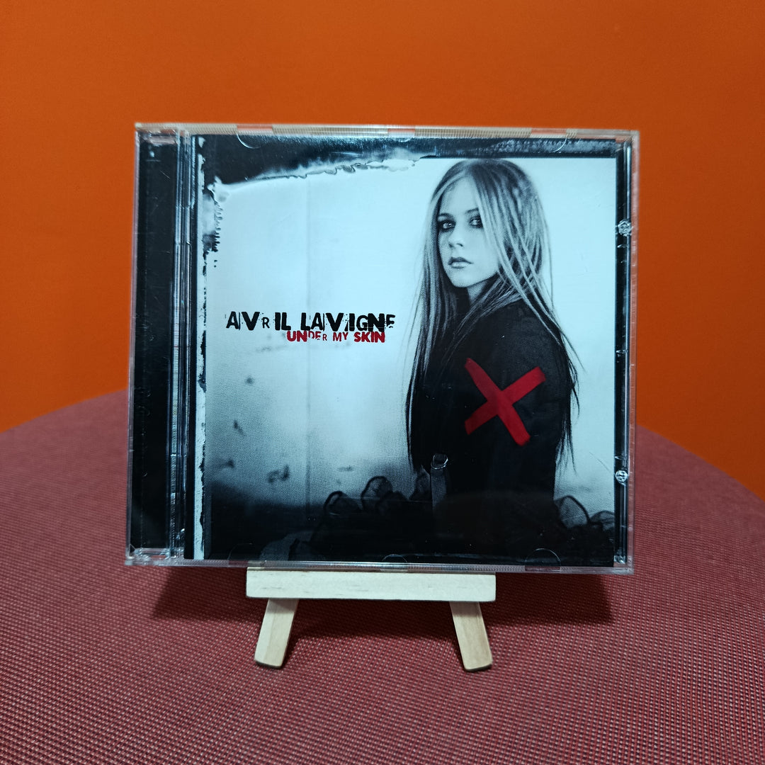 Avril Lavigne - Under My Skin CD